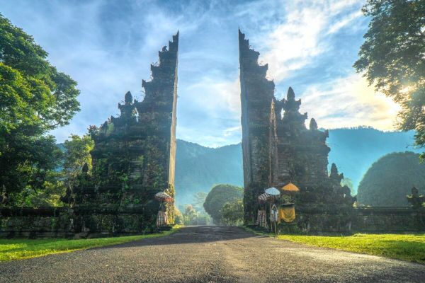 Tour 4 Bali Family Vacation with Gili Island Escape – 10 Nights / 11 Days